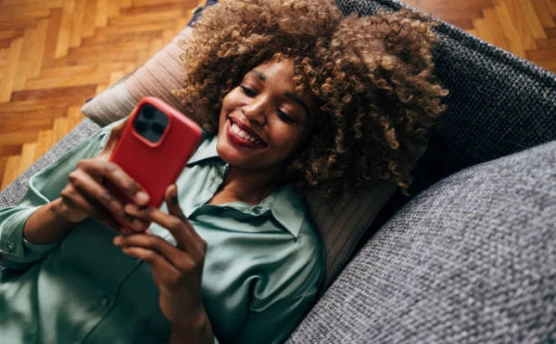 Tinder: Prueba videollamadas y chat en tiempo real
